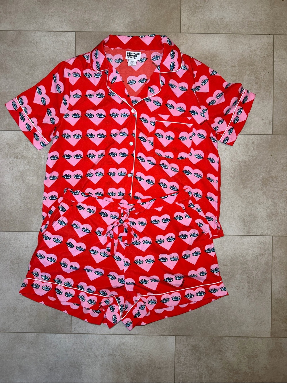 Heart Eyes Cute Feminine Pajama Set